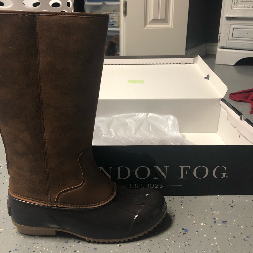 London Fog Brand new boots